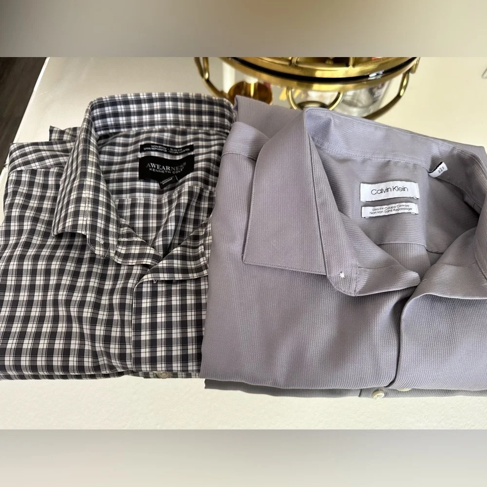 2 Men Button Down Shirts - Picture 6 of 13